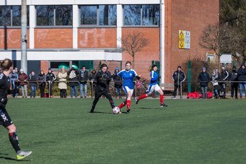 Bild 278 - B-Juniorinnen Halbfinale SVHU - Holstein Kiel : Ergebnis: 3:0